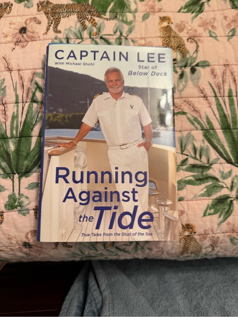 Captain Lee "Running Against the Tide" Hardcover Book - White & Blue Cover
